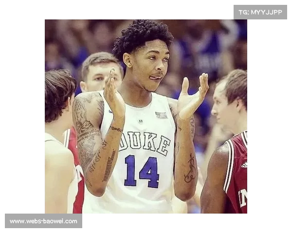 鹈鹕英格拉姆参加社区读书活动，鼓励青少年培养阅读习惯